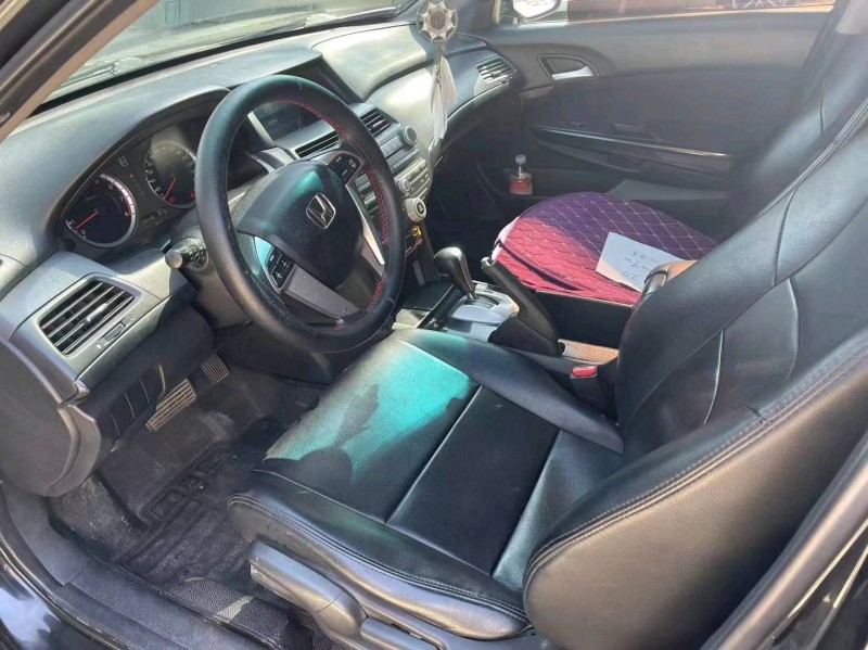 保定13年本田雅阁6