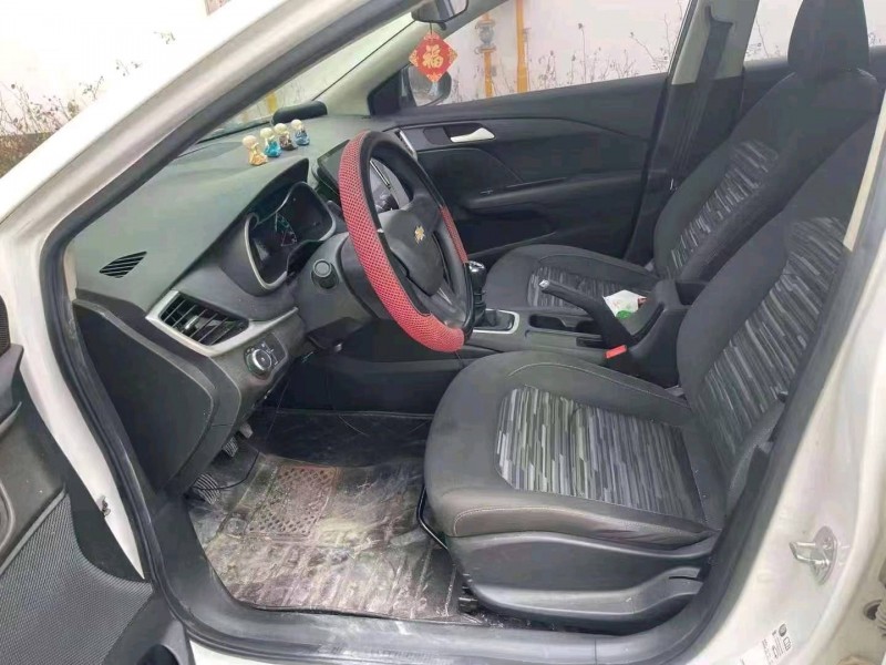 邯郸18年雪佛兰科沃兹5