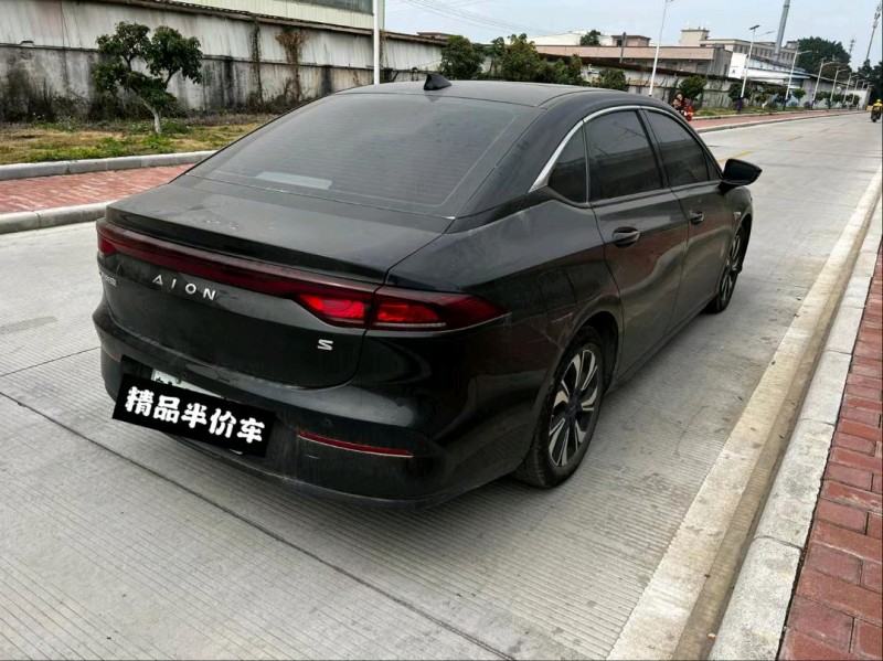 广州21年传祺埃安S6