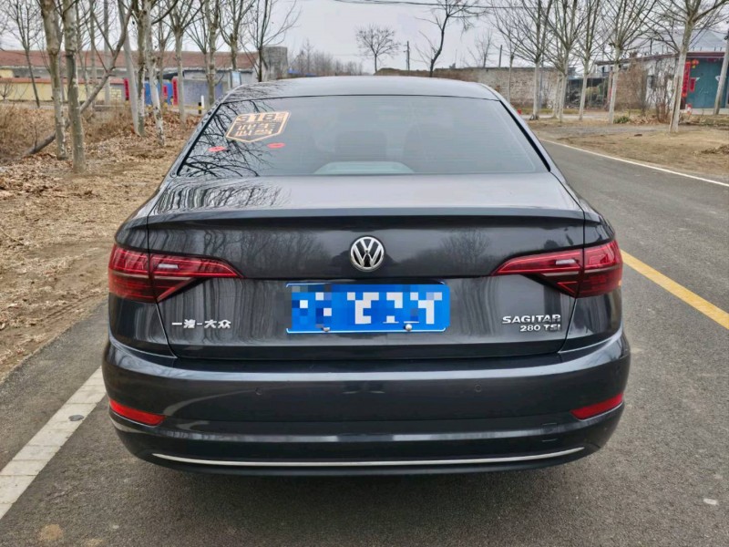 济宁19年大众速腾9