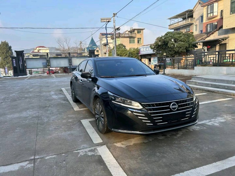 东营23年日产天籁2