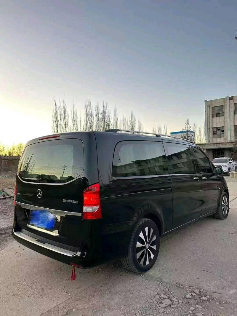 枣庄18年奔驰威霆9