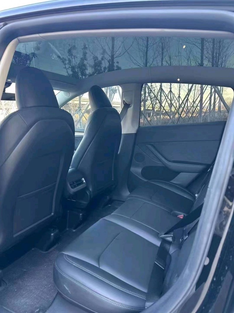 東營23年特斯拉MODEL Y7