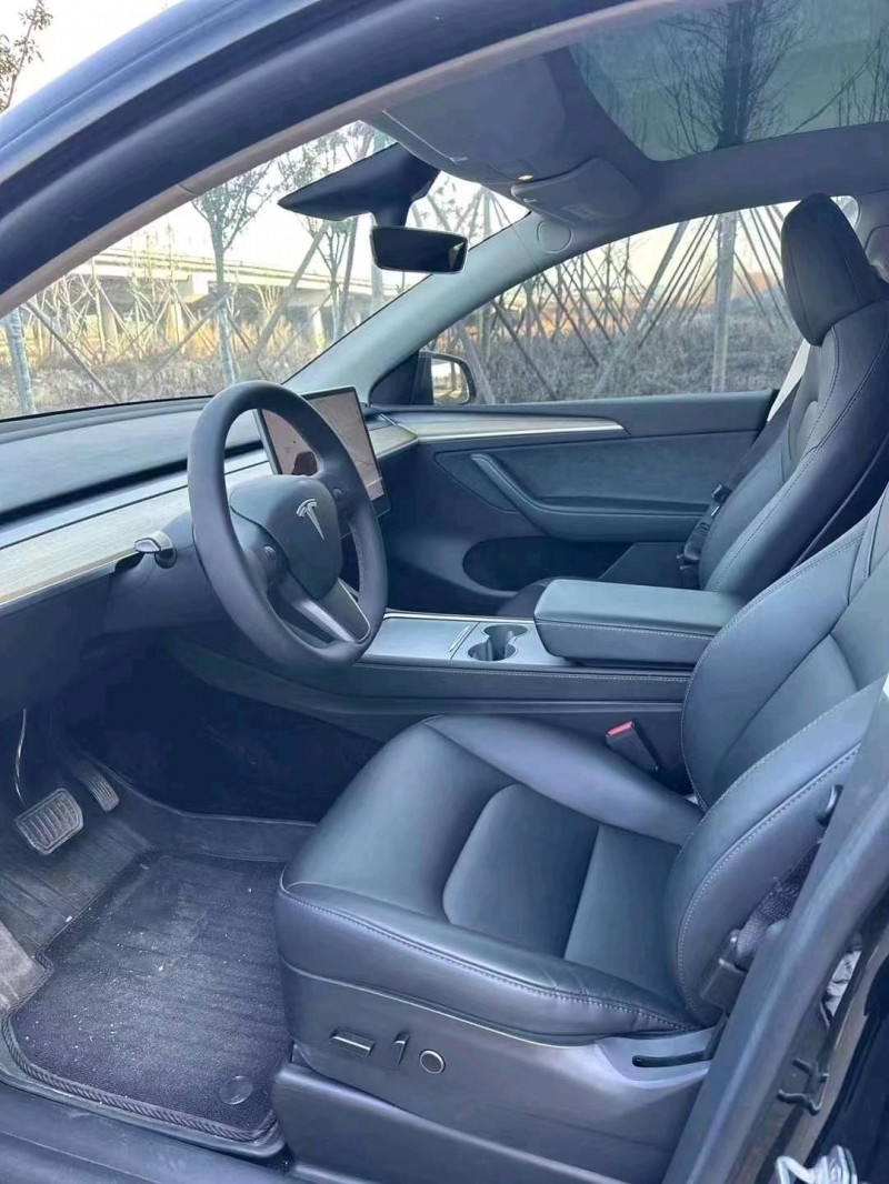 東營23年特斯拉MODEL Y9