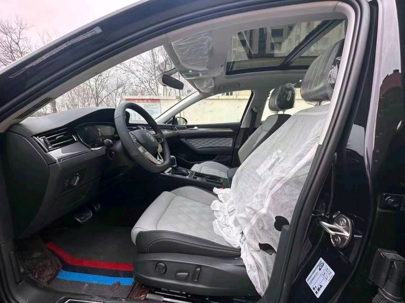 邯郸23年大众迈腾6