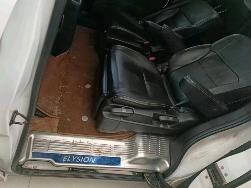 石家庄18年本田艾力绅3