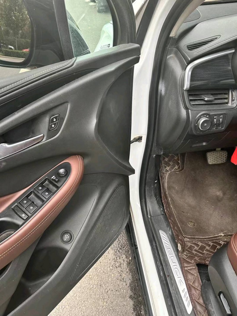 石家庄20年别克昂科威8