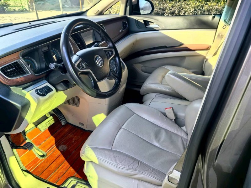 保定14年别克GL84