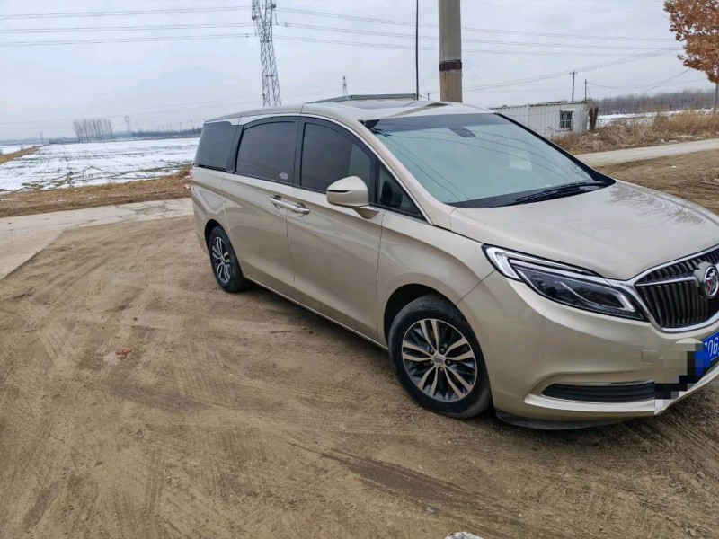 保定17年别克GL83