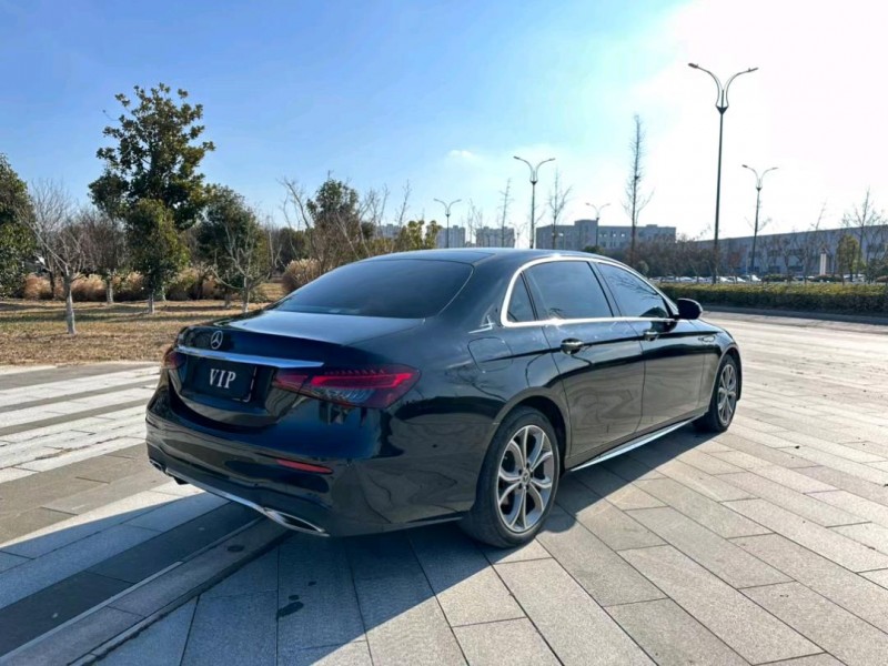 盐城21年奔驰E8