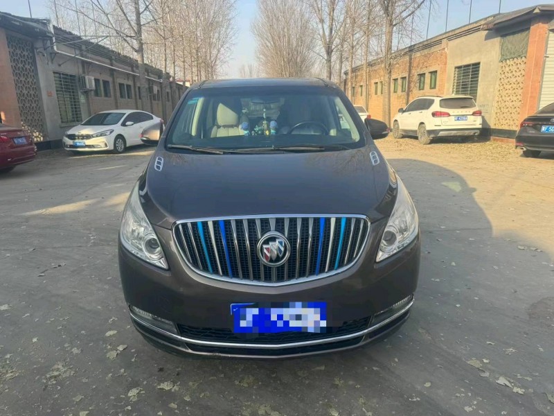 保定15年别克GL81