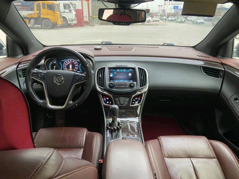 保定14年别克君越2