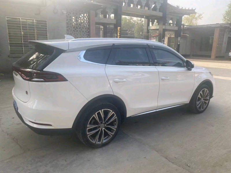 保定19年比亚迪唐4