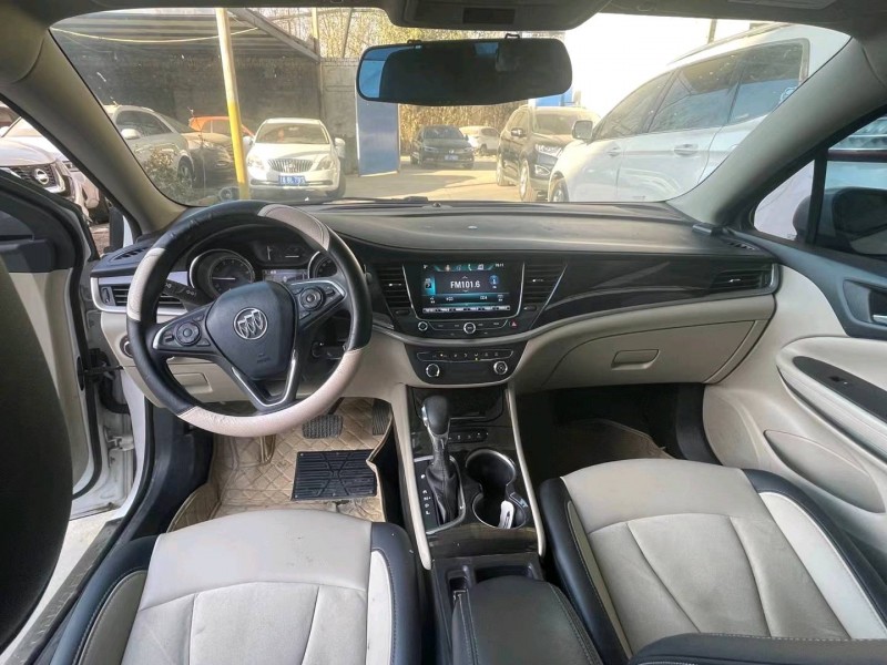 保定18年别克威朗8