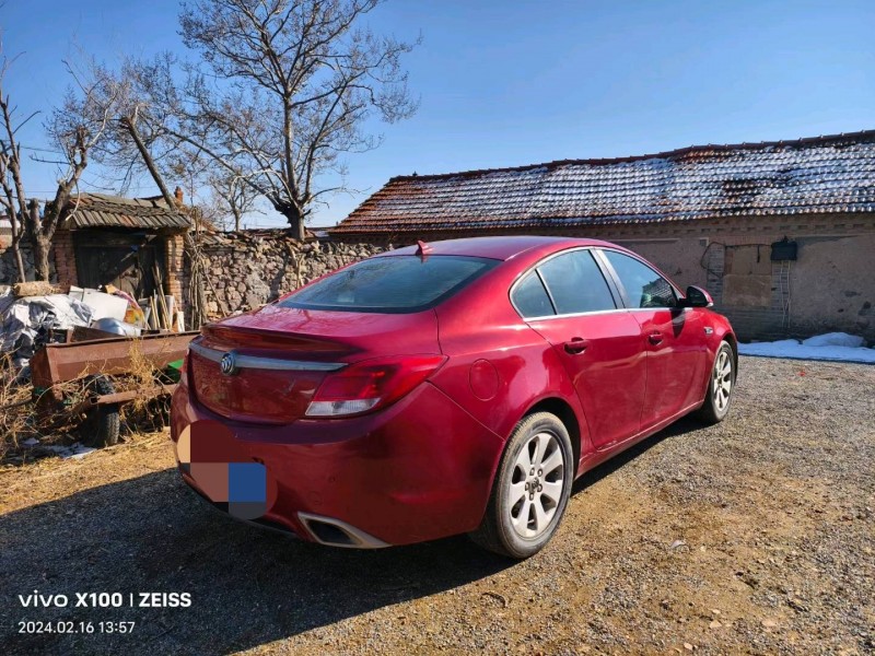 青岛10年别克君威3