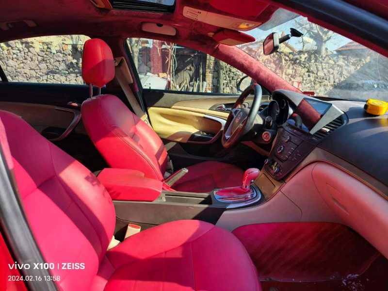 青岛10年别克君威5