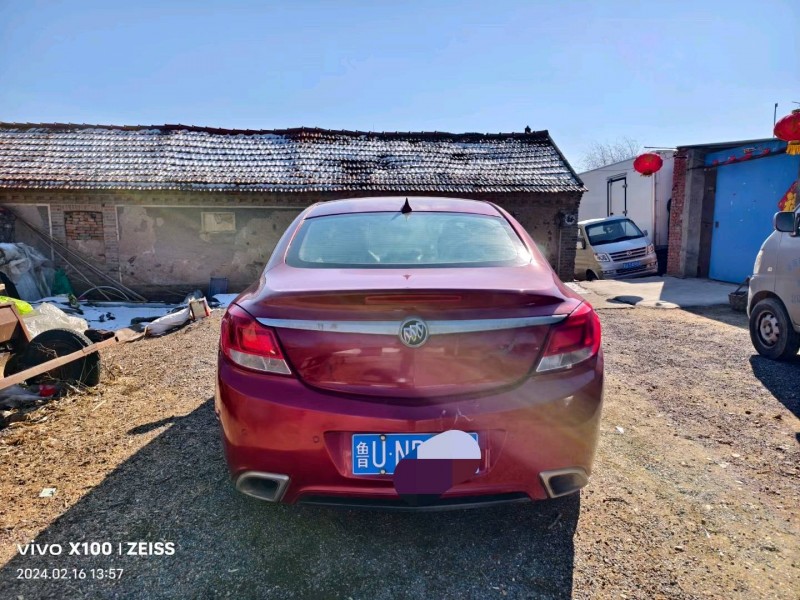 青岛10年别克君威7