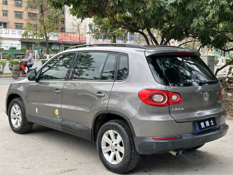 广州10年大众途观9