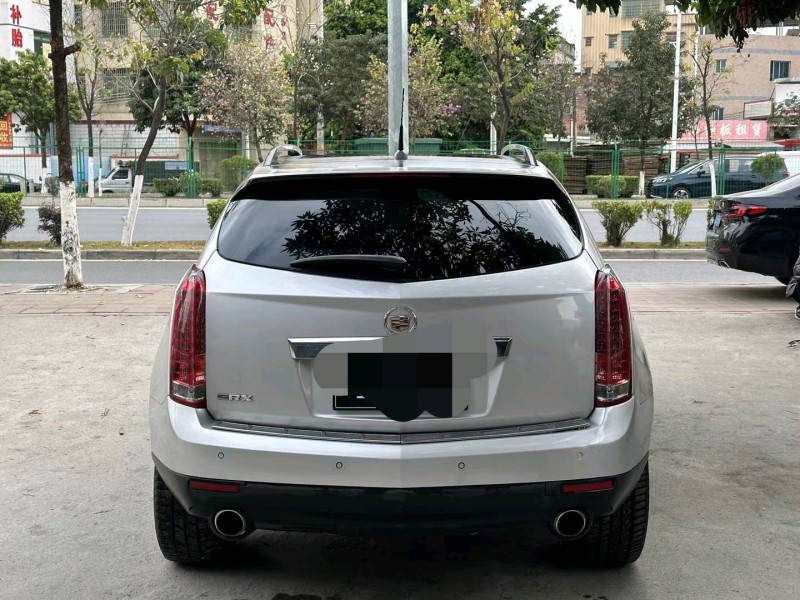 广州11年凯迪拉克SRX8