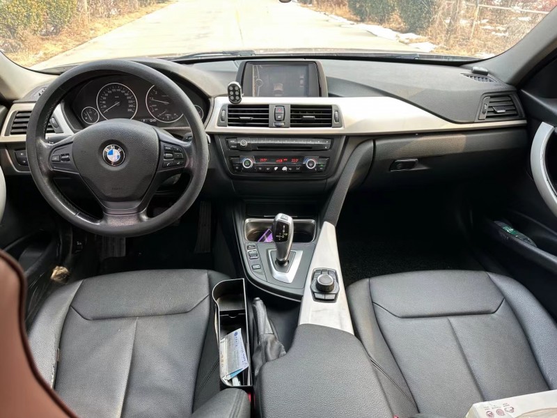 济宁14年宝马3系6