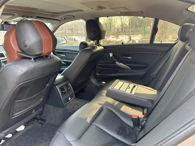 济宁14年宝马3系7