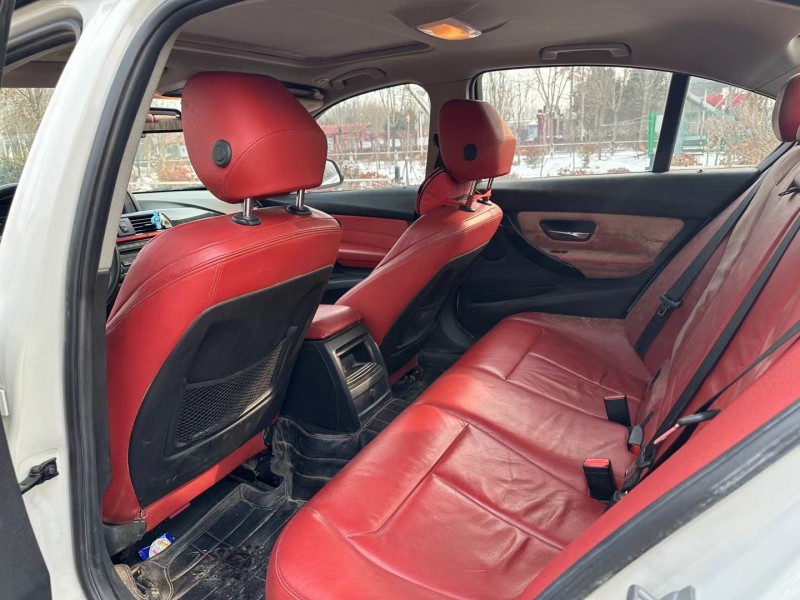 济宁14年宝马3系7