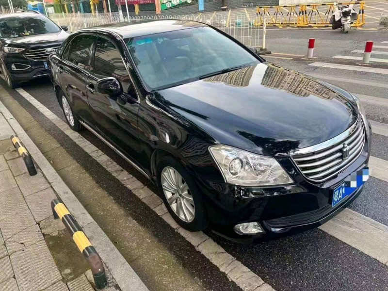 衡陽11年豐田皇冠2