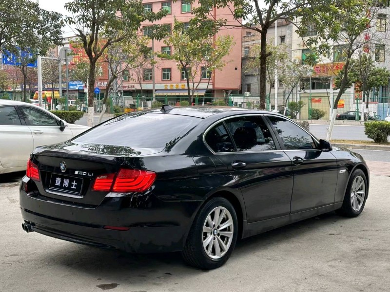 广州11年宝马5系7