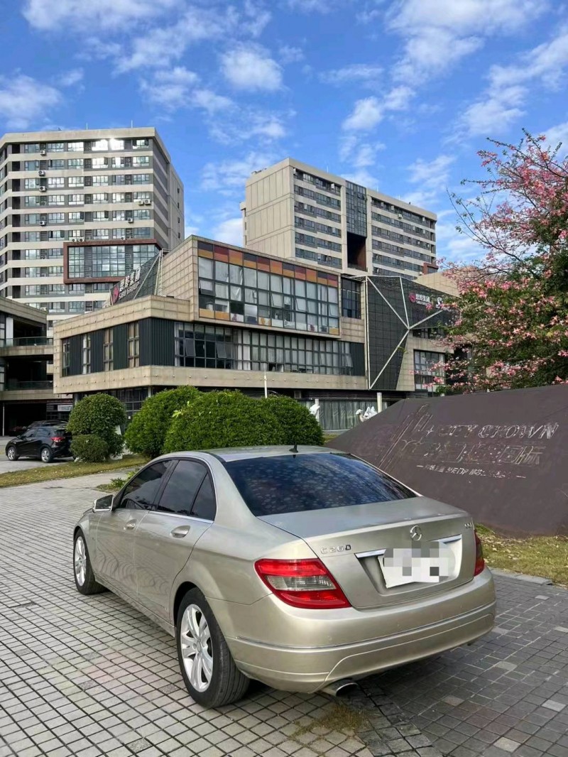广州10年奔驰C5