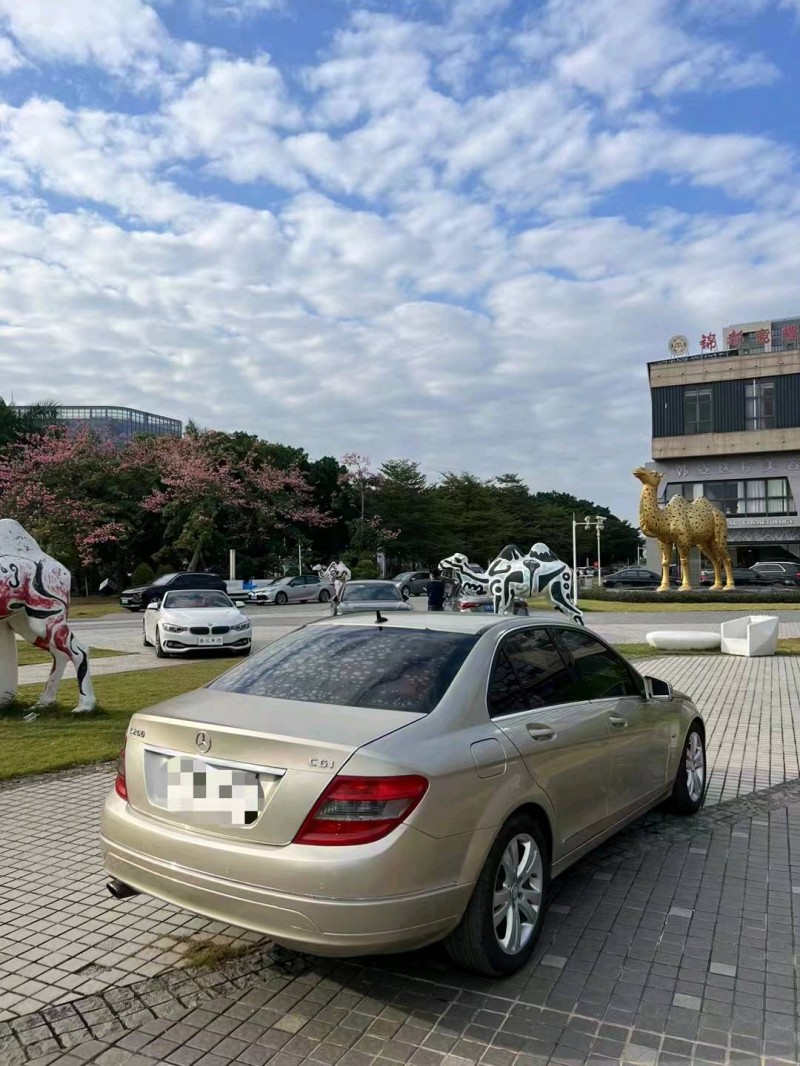 广州10年奔驰C7