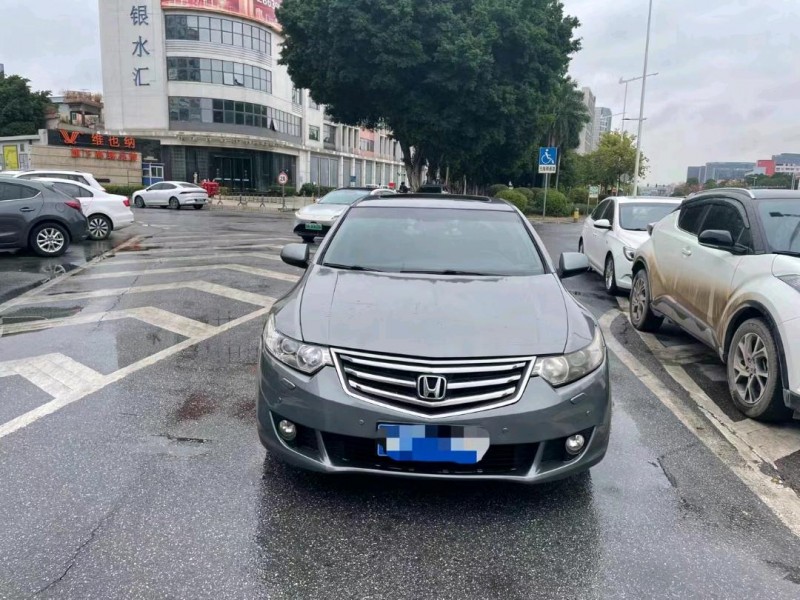 广州10年本田思铂睿1