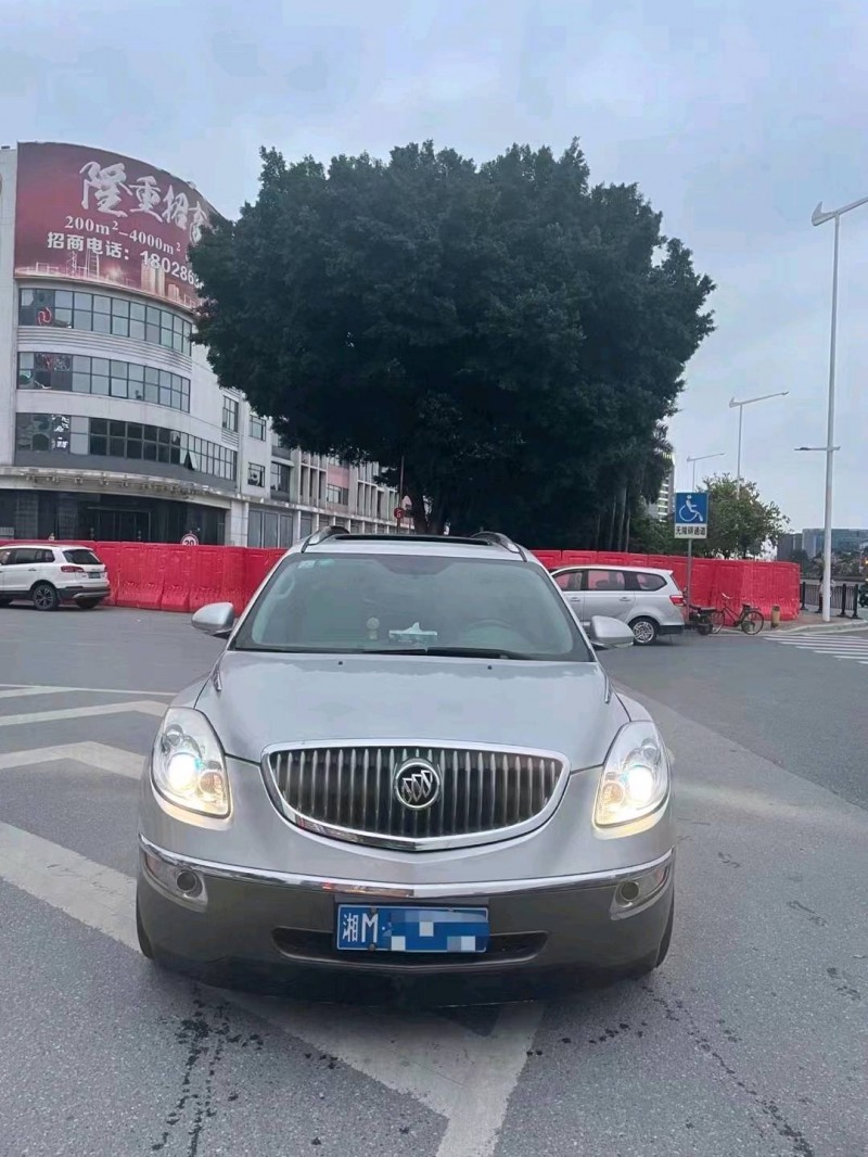 广州10年别克昂科雷1