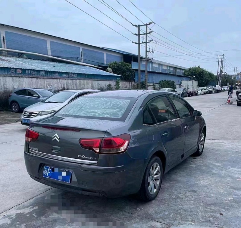 廣州11年雪鐵龍世嘉7