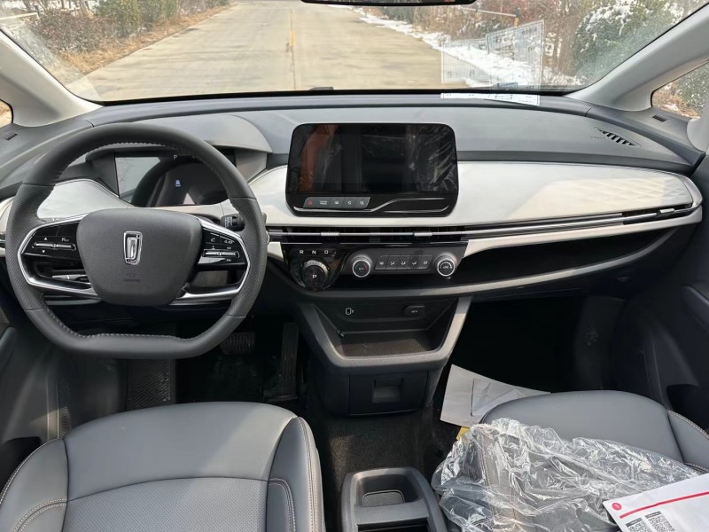 济宁24年奔腾nat8