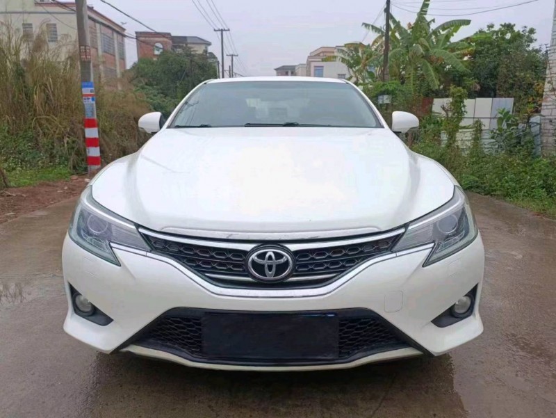 汕头15年丰田锐志1