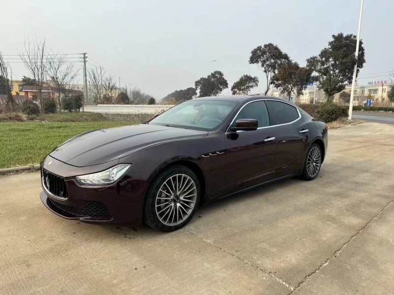 济宁17年玛莎拉蒂Ghibli2