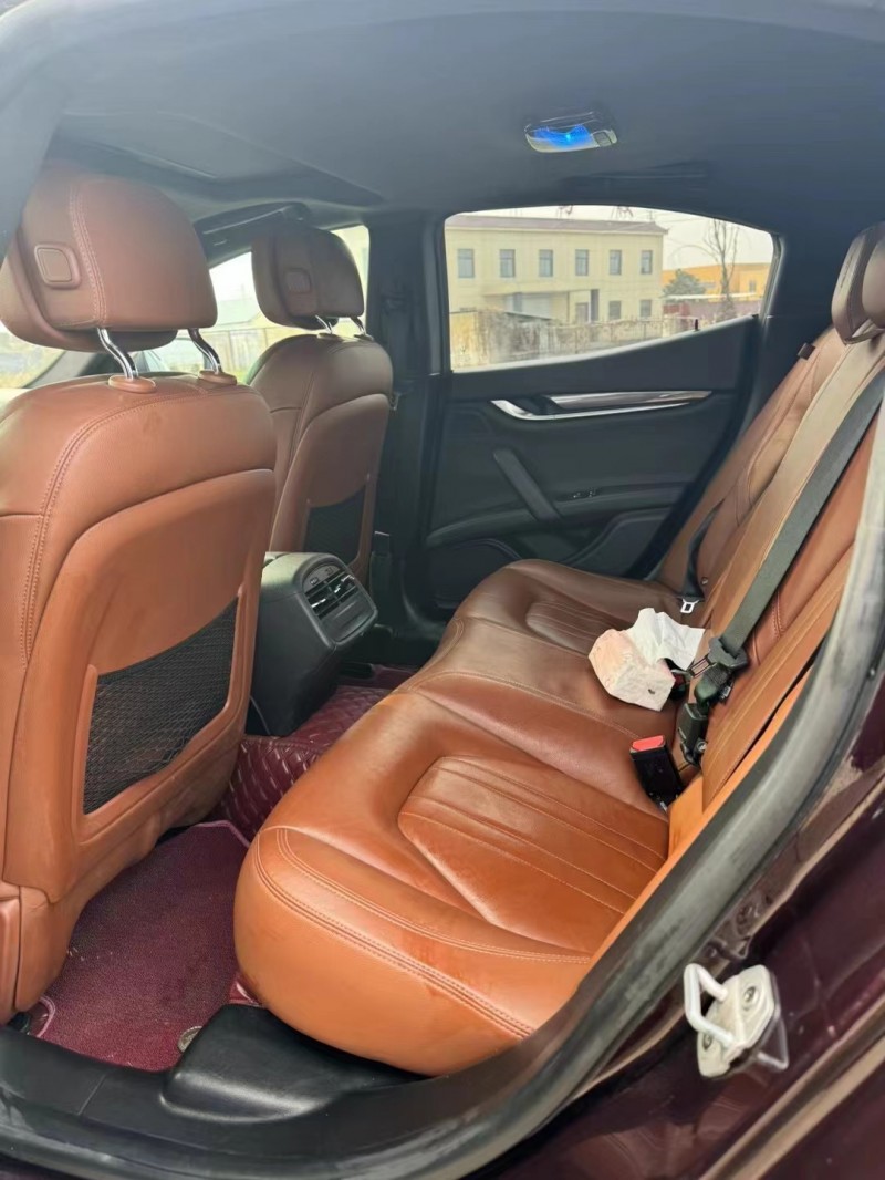 济宁17年玛莎拉蒂Ghibli7