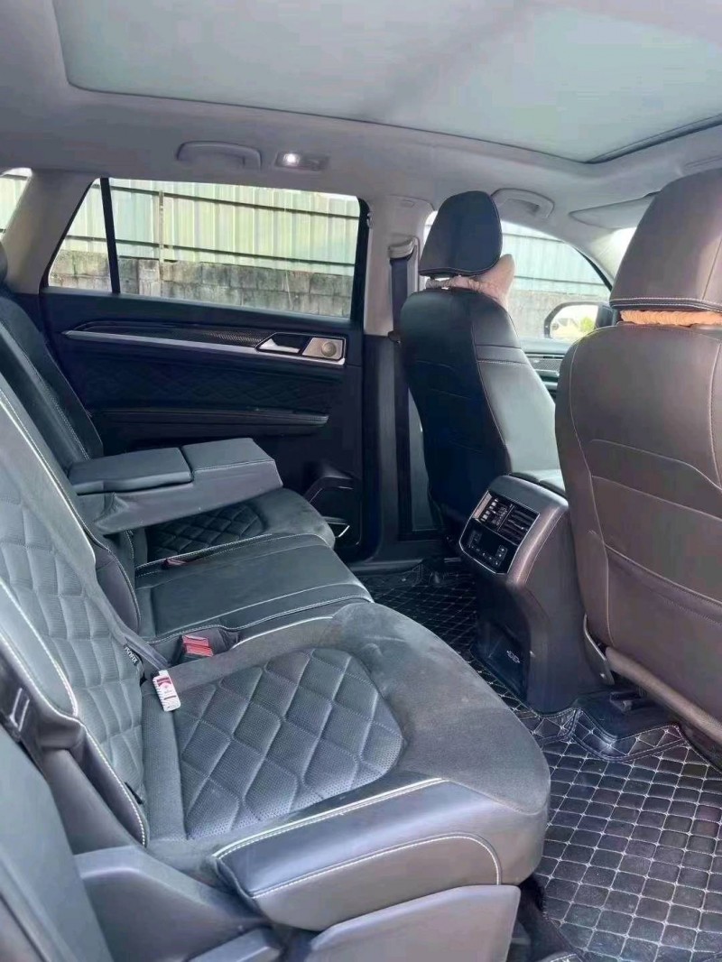 邯郸20年大众途昂9