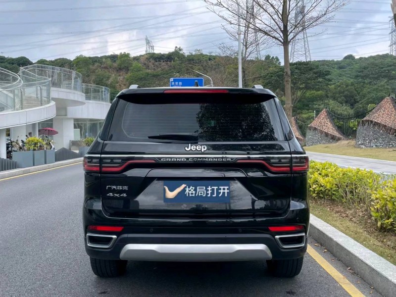 深圳22年Jeep指挥官9