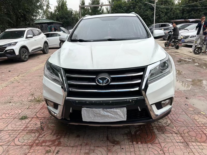 济宁17年北汽幻速S61