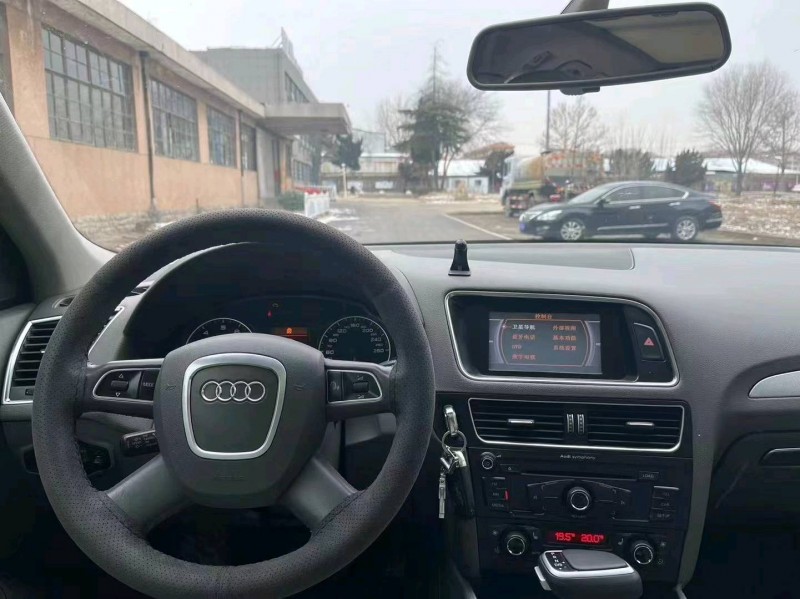 济南12年奥迪Q57
