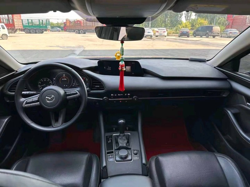 保定21年马自达昂克赛拉3