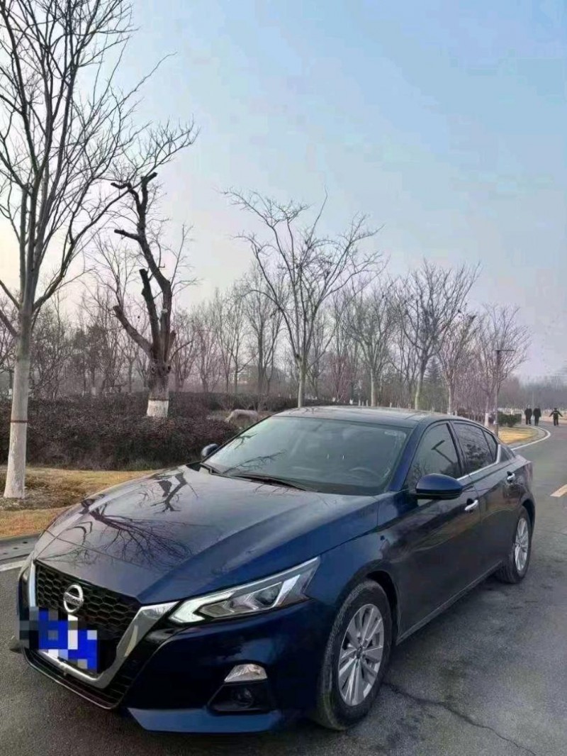 东营20年日产天籁3