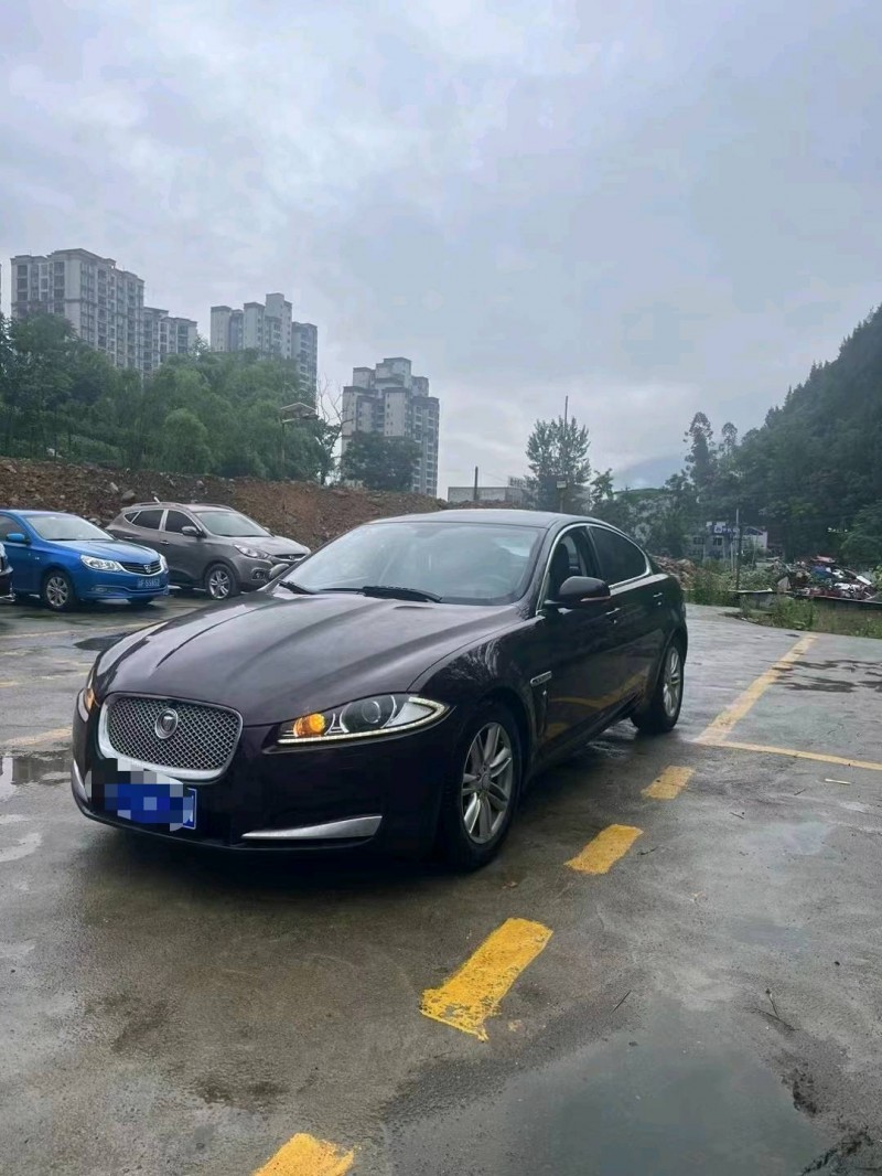 重庆13年捷豹XF2
