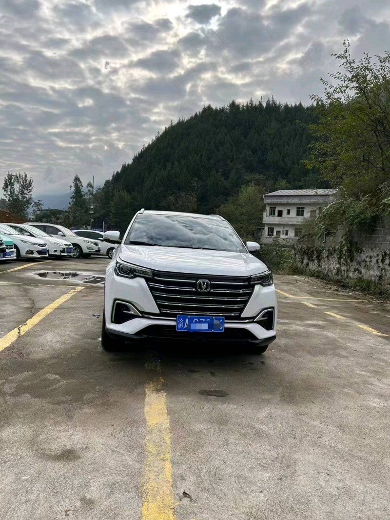 重庆20年长安汽车CS551