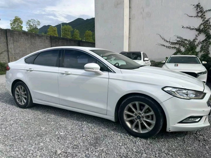 重庆18年福特蒙迪欧3