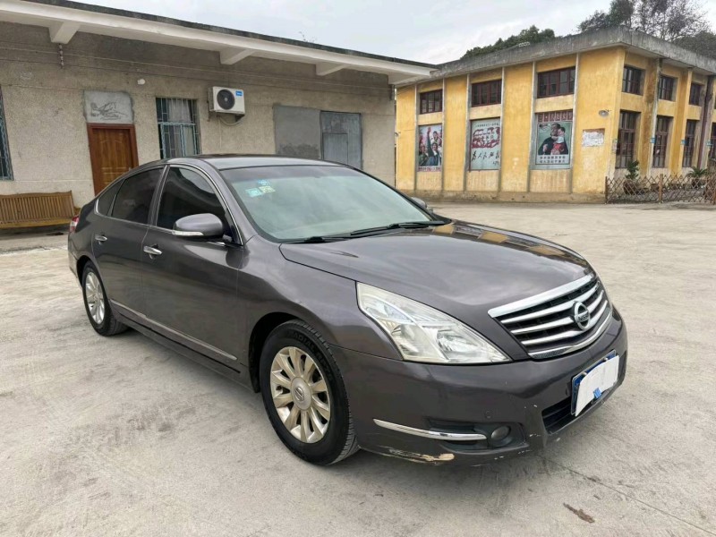 桂林11年日產天籟2