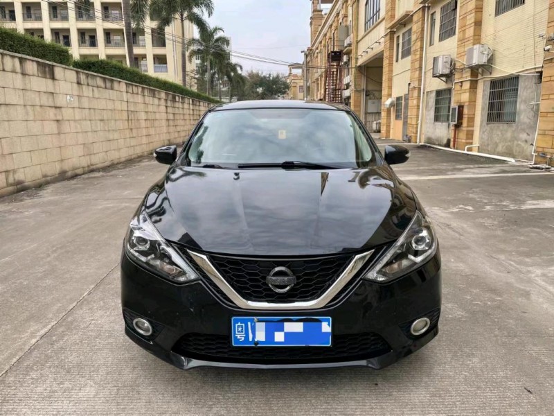 桂林18年日產軒逸1