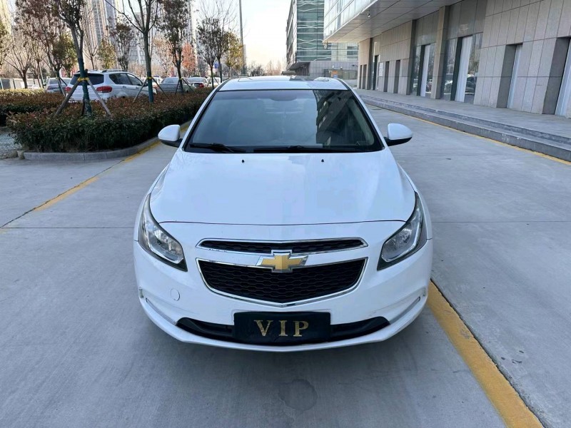 济宁15年雪佛兰科鲁兹1