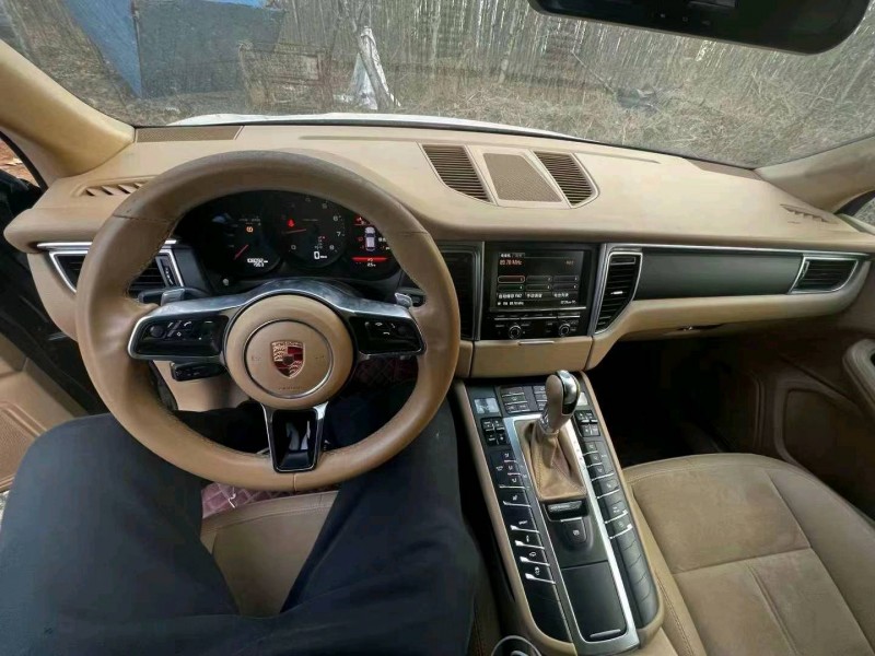 淄博15年保时捷Macan9